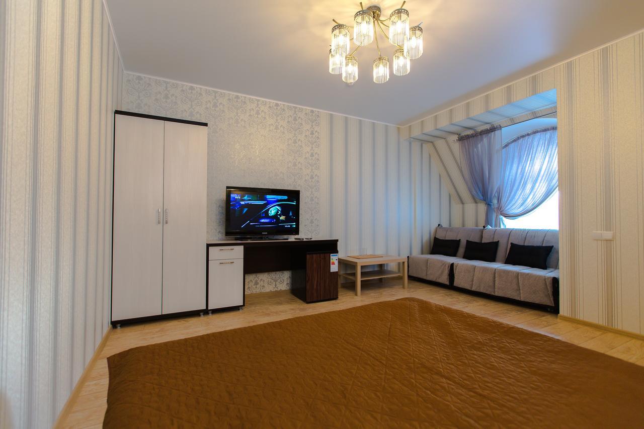 Hotel Hizhina Petropavlovsk Exterior photo