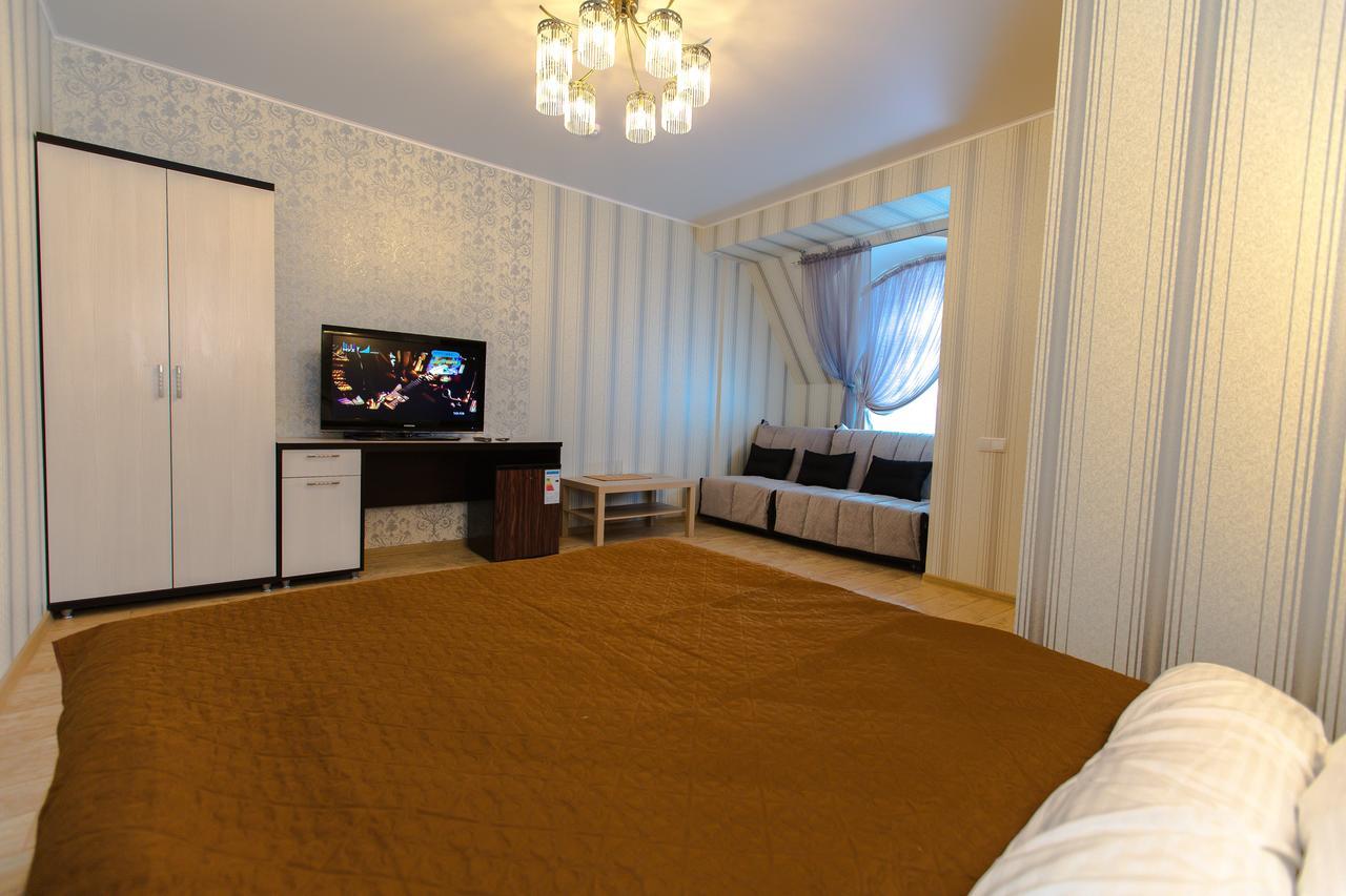 Hotel Hizhina Petropavlovsk Exterior photo