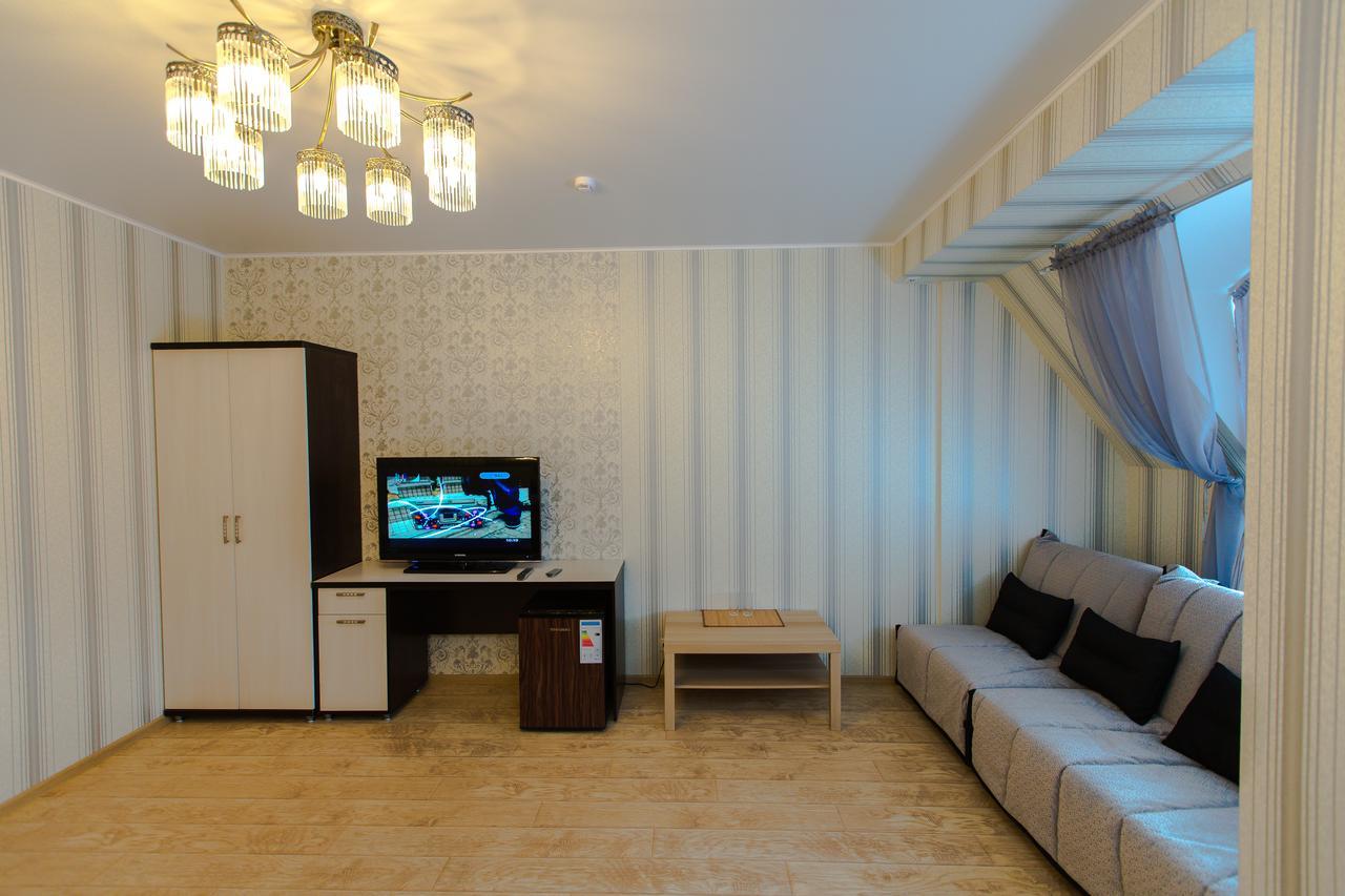 Hotel Hizhina Petropavlovsk Exterior photo