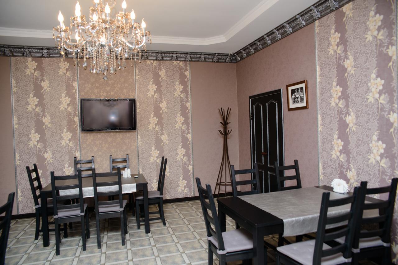 Hotel Hizhina Petropavlovsk Exterior photo