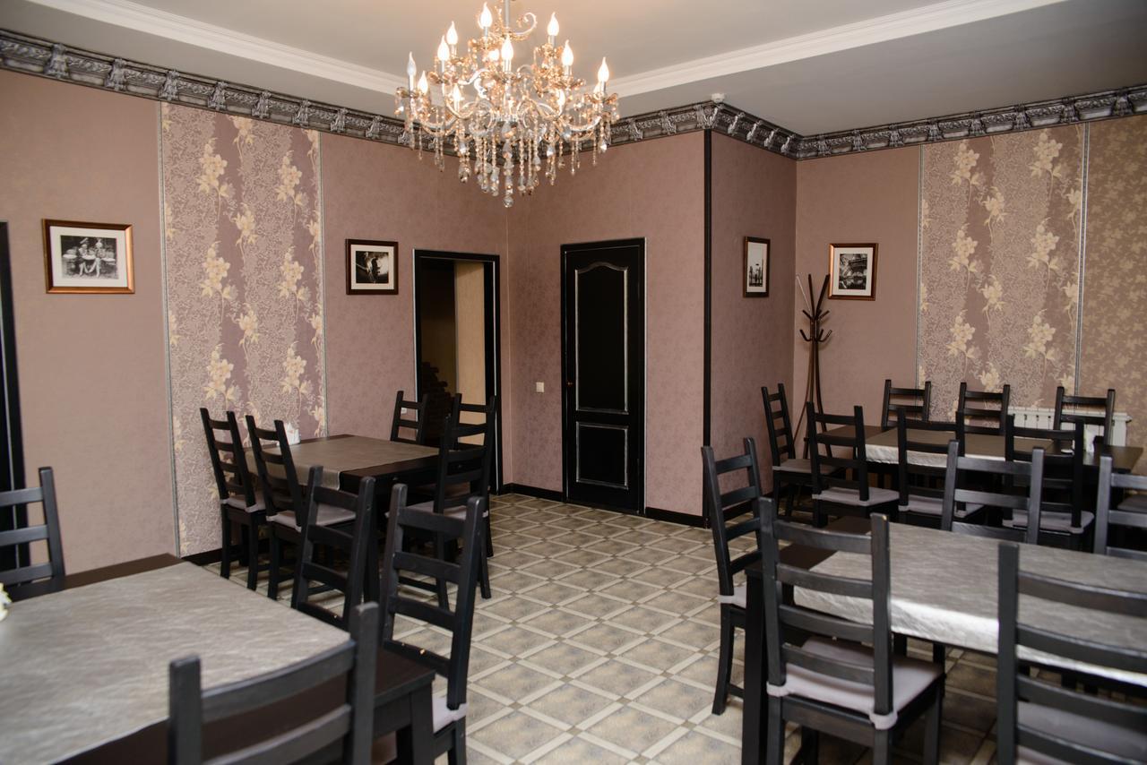 Hotel Hizhina Petropavlovsk Exterior photo